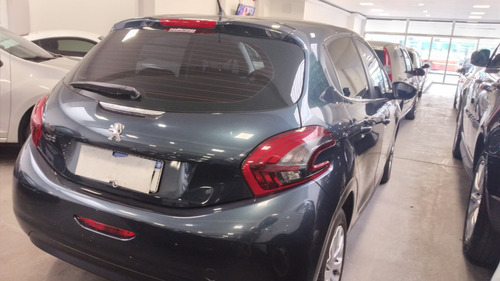 Pegeot 208 Activ
