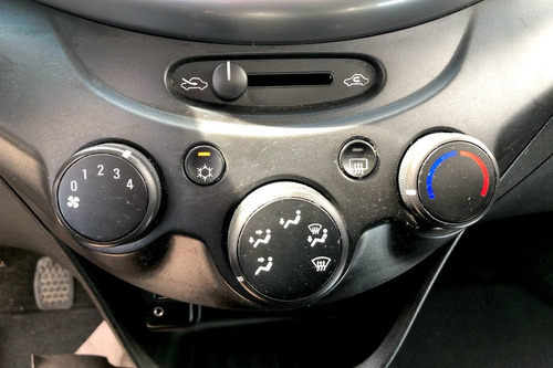 Imagen 10 de 15 de Chevrolet Beat 4 Pts Ltz, 12l, Tm5, A/ac, Ve, F Niebla, Ra