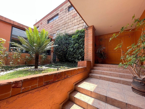Venta De Casa En Niebla En Jardines Del Pedregal Álvaro Obregón Cdmx