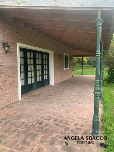 Quinta En Barrio Jularo