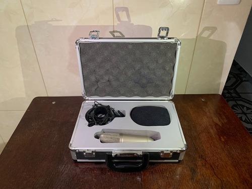 Microfone Condensador Behringer B1 + Case De Estúdio