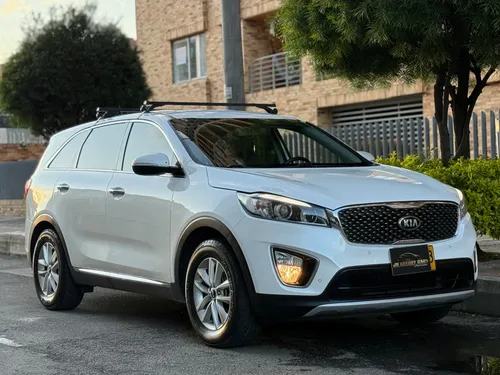 Kia Sorento Trust 2.400cc A/t 2ab Fe 7 Pasajeros 4x2 2016