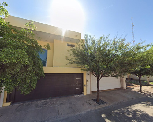 Casa En Venta, Recuperación Bancaria, Col. Jardines Del Bosque, Los Mochis, Sinaloa. Laab2