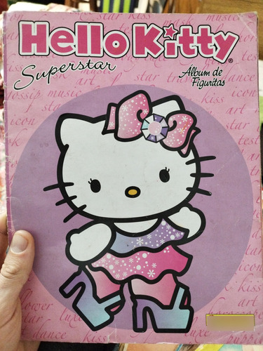 Álbum Figuritas Hello Kitty Superstar Panini Incompleto