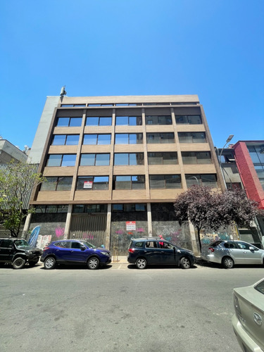 Arriendo Edificio Corporativo