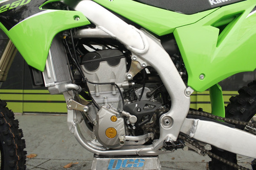 Imagen 2 de 25 de Kawasaki Kx 250 2023 Control De Traccion-llevatela En El Dia