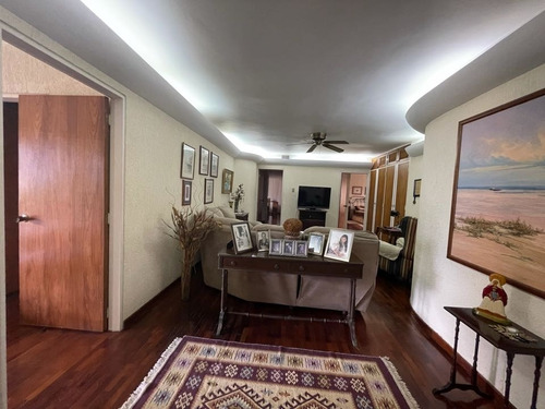 Imagen 17 de 27 de Vendo Ph 530m2 4h/5.5b/4pe Las Mesetas