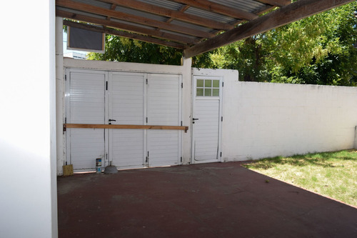 Imagen 14 de 30 de Venta De Casa En Berisso. Excelente Ubicación