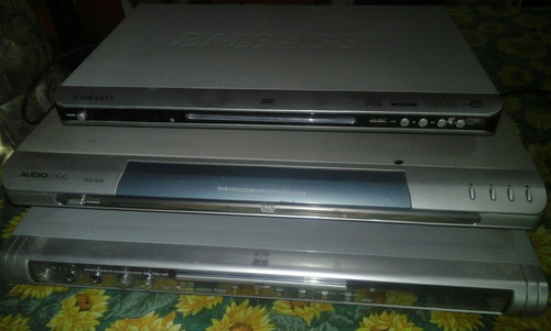Reproductores De Dvd Combo X3 + Reproductor Cassette