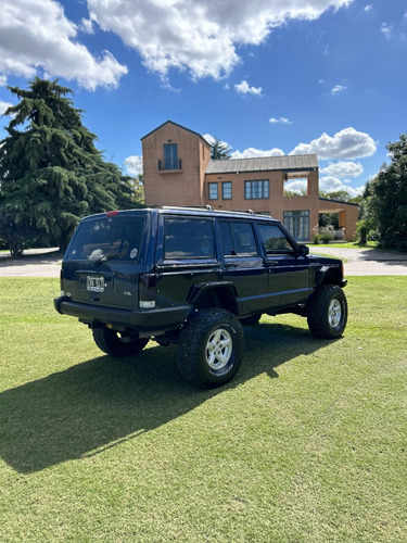 Jeep Cherokee 4.0 Sport