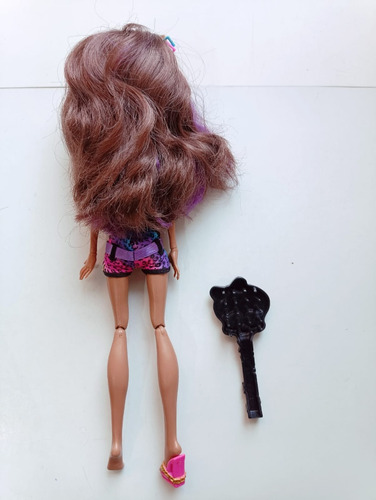 Monster High Clawdeen Glom Beach (Usado)