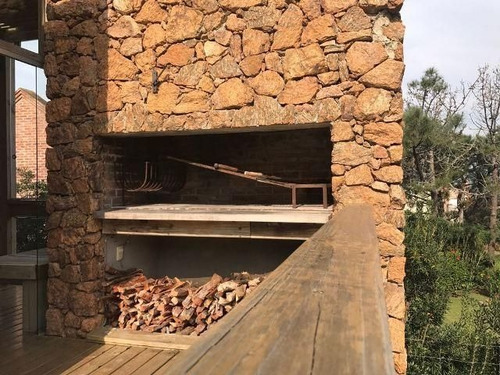 Casa En Venta De 3 Dormitorios En Montoya