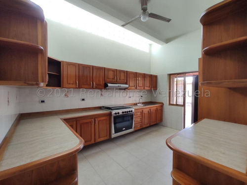 Imagen 5 de 15 de Casa En Venta Barrio Sucre Maracay Nv