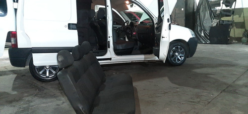 Imagen 19 de 20 de Citroën Berlingo 2020 1.6 Vti 115 Business