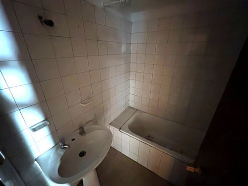 Departamento En Venta De 3 Dorm. En Peñalolén