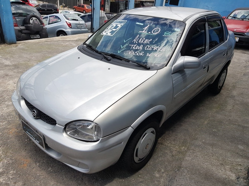Chevrolet Corsa Sedan 1.0 Super Milenium 4p 2002