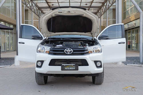 Toyota Hilux Dx