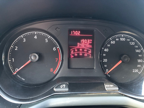 Imagem 6 de 10 de Volkswagen Gol 1.0 Flex 2021