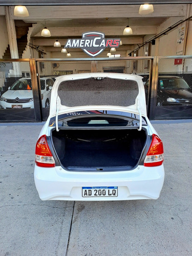 Toyota Etios 1.5 Sedan Xls