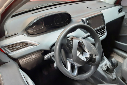 Peugeot 208 Allure 1.5 Touchscreen -2016- Chocado- Funciona