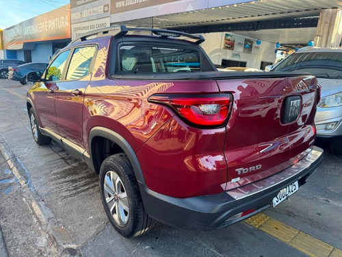 Fiat Toro 1.8 16v Freedom Flex 4x2 Aut. 4p