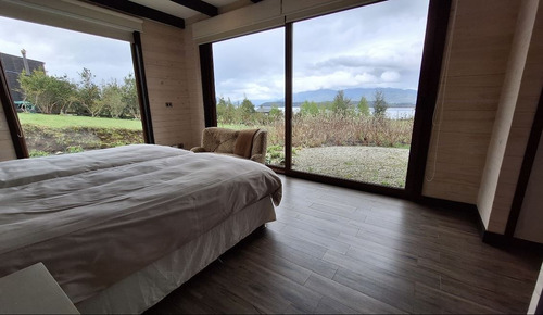 Casa En Venta De 5 Dorm. En Panguipulli