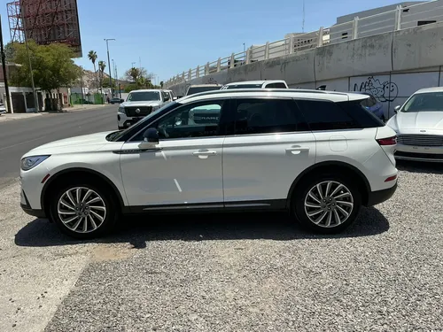 Lincoln Corsair 2024