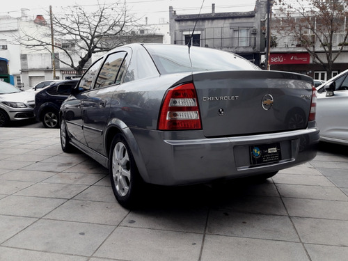 Chevrolet Astra 2.0 Gls 4 Puertas 2010