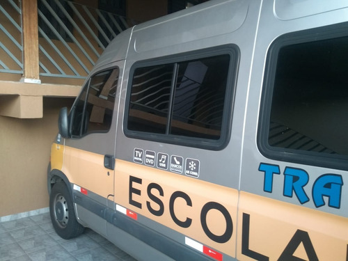 Imagem 11 de 12 de Renault Master 2011 2.5 Dci L2h2 16l 5p