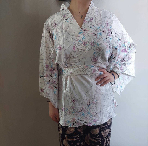 Blusa Tipo Kimono