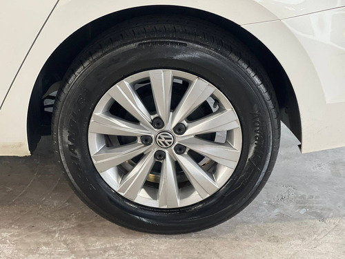 Imagem 5 de 9 de Volkswagen Virtus 1.6 Msi Total Flex Manual