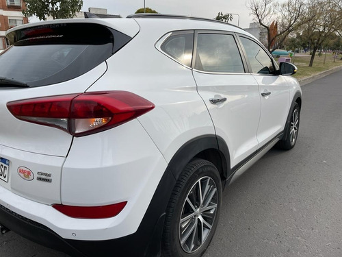 Imagen 6 de 10 de Hyundai Tucson 4x4 Gls Premium 2016 Permuto O Contado