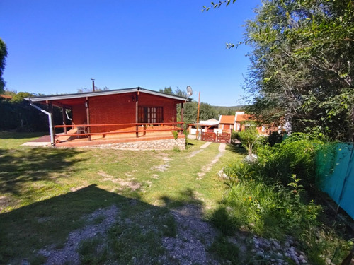 Hermosa Propiedad En Casa Grande (sierras De Córdoba). Dos Cabañas En 1058 M2