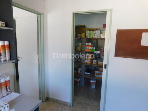Imagen 21 de 30 de Oficina En Venta Sobre Colectora Acceso Oeste - Moreno