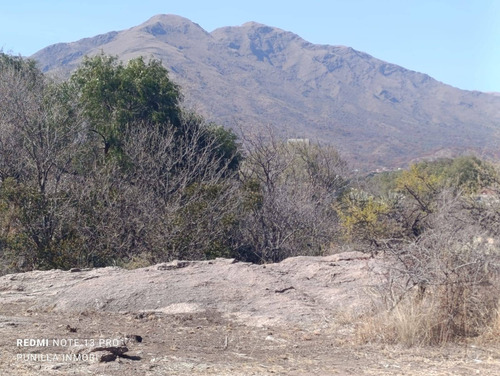 Terreno / Lote En Venta De 392m2 Ubicado En Capilla Del Monte