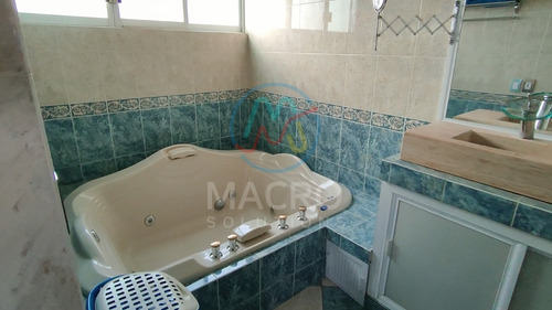 Casa En Venta En Lomas De Cocoyoc Con Acabados De Lujo, Alberca Y Jardín Apta A Créditos