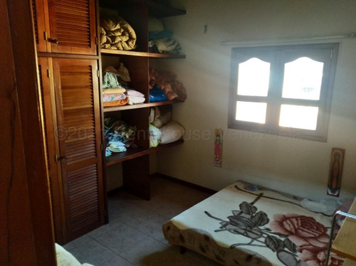 José Trivero Vende Vende Espectacular Quinta Con Acabados De Lujo. Cuenta Con Parrillera Y Balcon