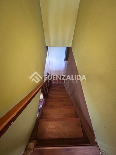 Casa En Venta De 4 Dorm. En Maipú