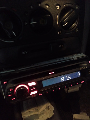 Rádio Toca Cd Sony  Para Carro