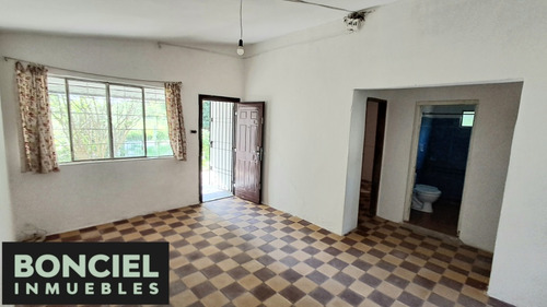 Buena Casa Y Apartamento Con Excelente Terreno