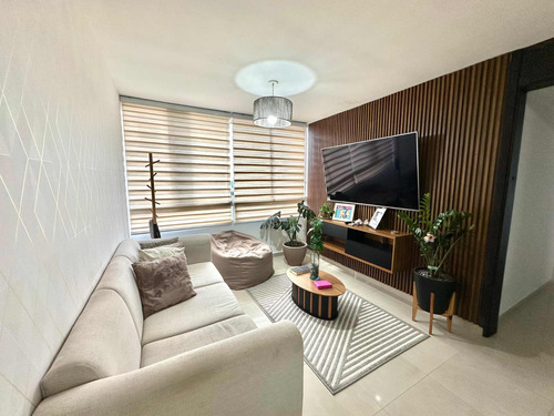 En Alquiler Apartamento Amoblado En Terracota / Alrm