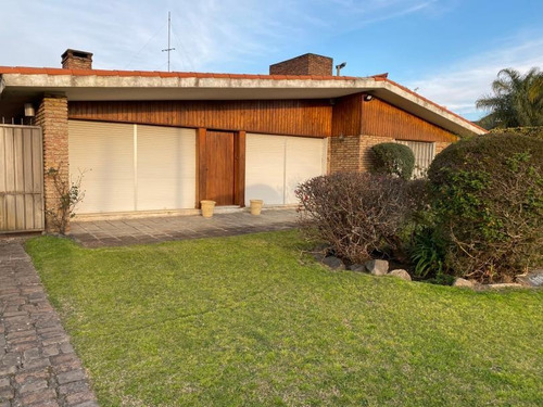 Casa En Carrasco Proximo A Colegio Woodlands Y Calle Harwood