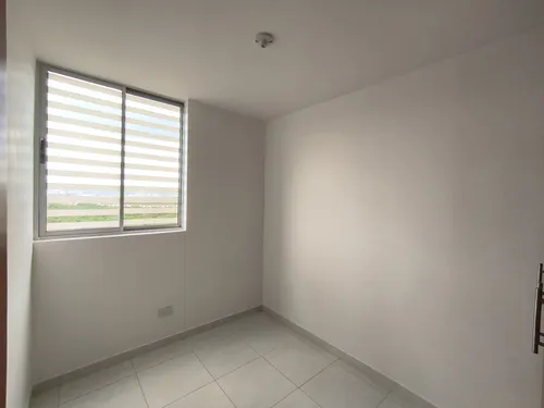 Apartamento En Arriendo En Prados Del Este. Cod A30741