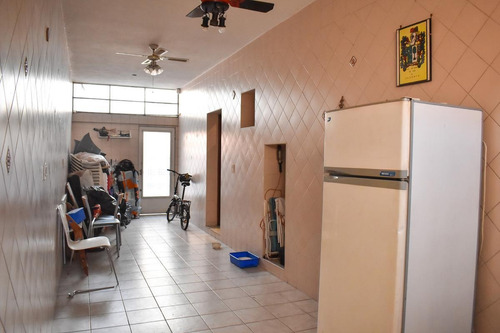 Imagen 25 de 26 de Hermosa Casa En Venta, Parque Chacabuco, Barrio Caferata 6 Ambientes
