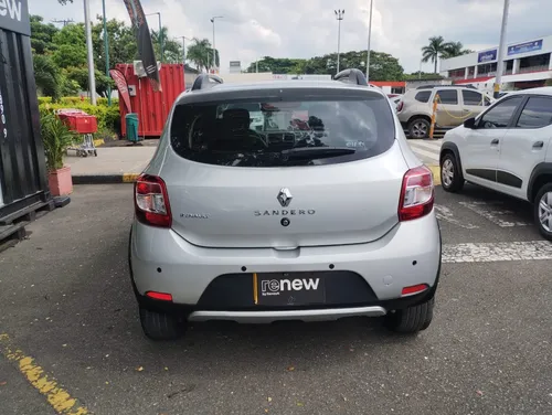 Renault Stepway 1.6 Expression / Zen