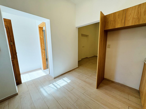 Ph A Estrenar Con Patio Propio A La Venta, En Pb.