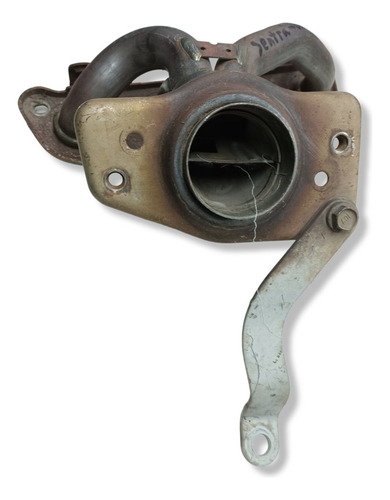 Múltiple Escape Nissan Sentra 7-12, Original (Usado)