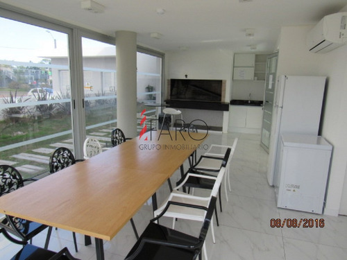 Monoambiente En Roosevelt Con Garage Y Servicios-ref:36974