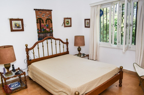Casa En Punta Del Este , Cantegril- Ref: 12000