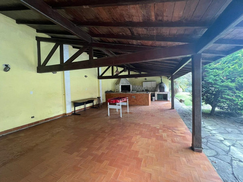 Imagen 15 de 20 de Casa - Barrio Parque Leloir